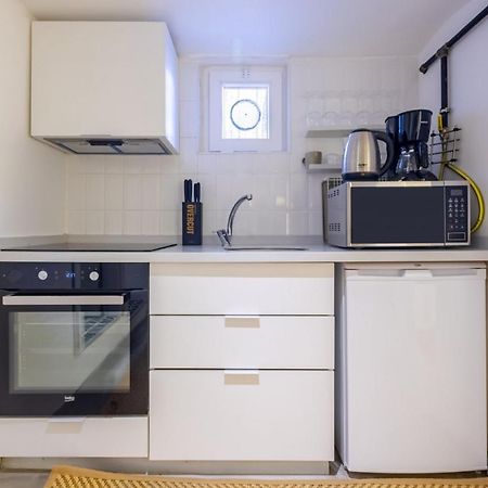 Vibrant Flat 5 Minutes Walk To Istiklal In Beyoglu Istanbul Exterior photo